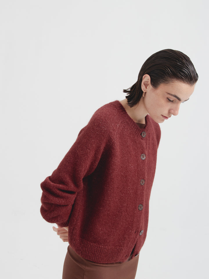 Celeste Cardigan Suri Alpaca Color Cherry