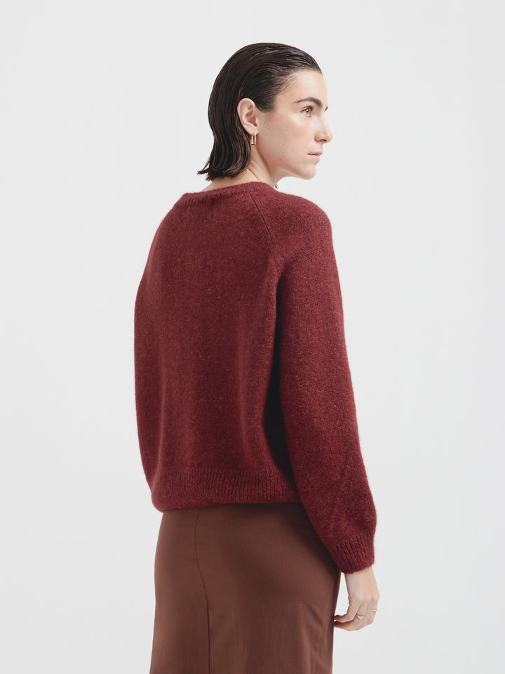 Celeste Cardigan Suri Alpaca Color Cherry