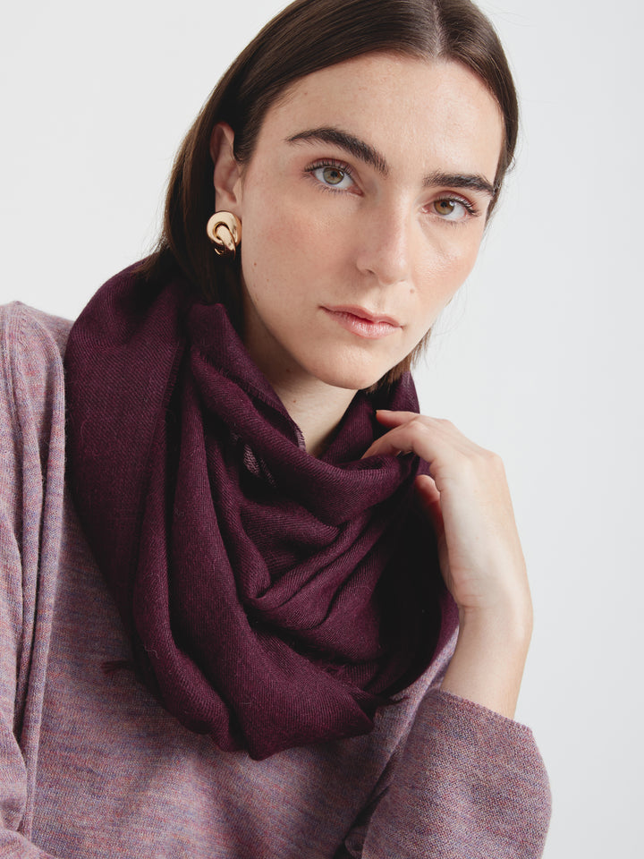 Amareto Shawl Baby Alpaca Color Cherry