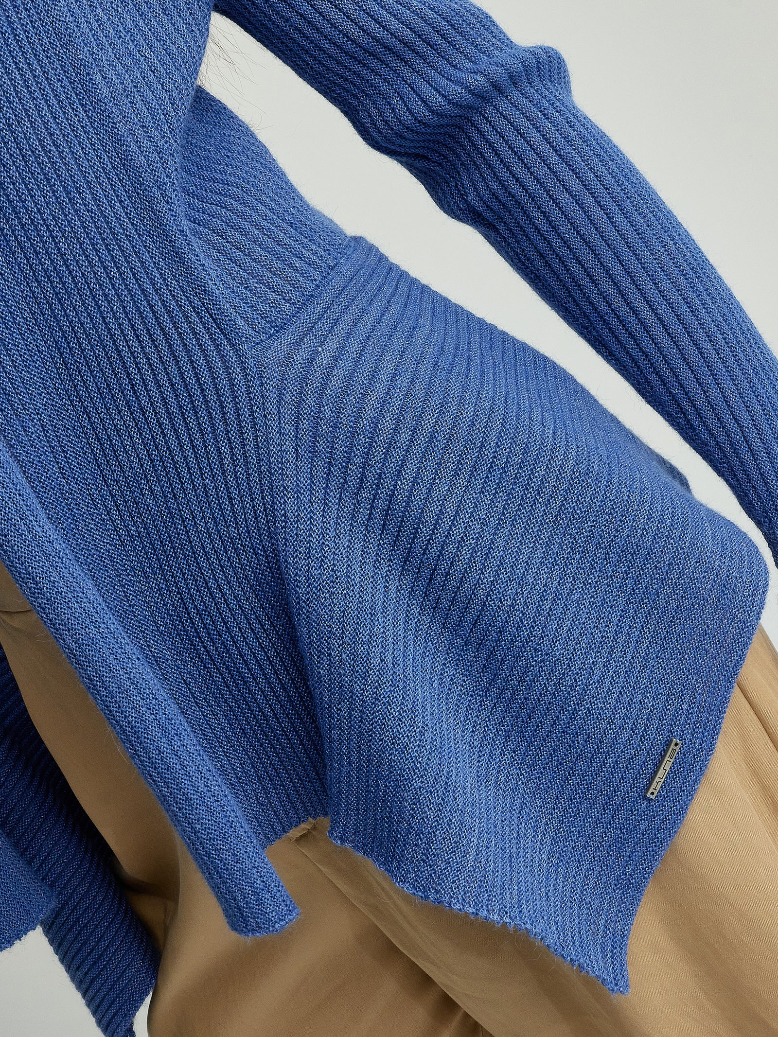 Cárdigan Yzzie Baby Alpaca Color Azul