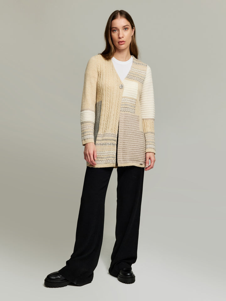Cárdigan Ysadora Baby Alpaca Color Beige