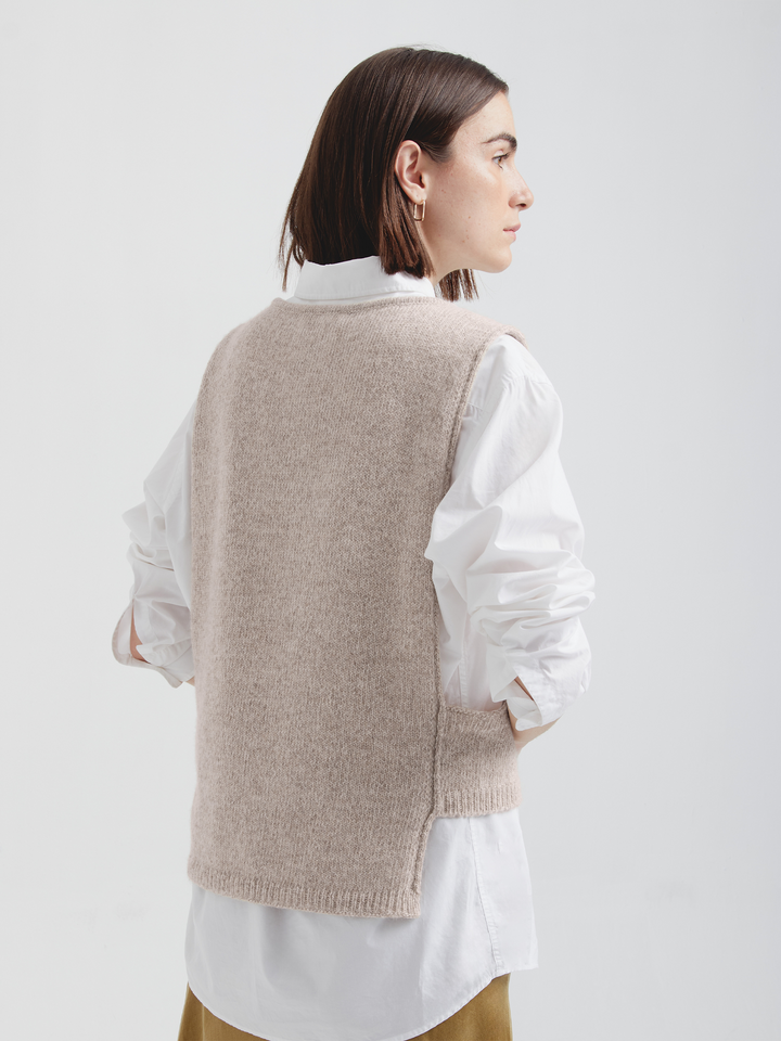 Udda Vest Baby Alpaca Color Beige