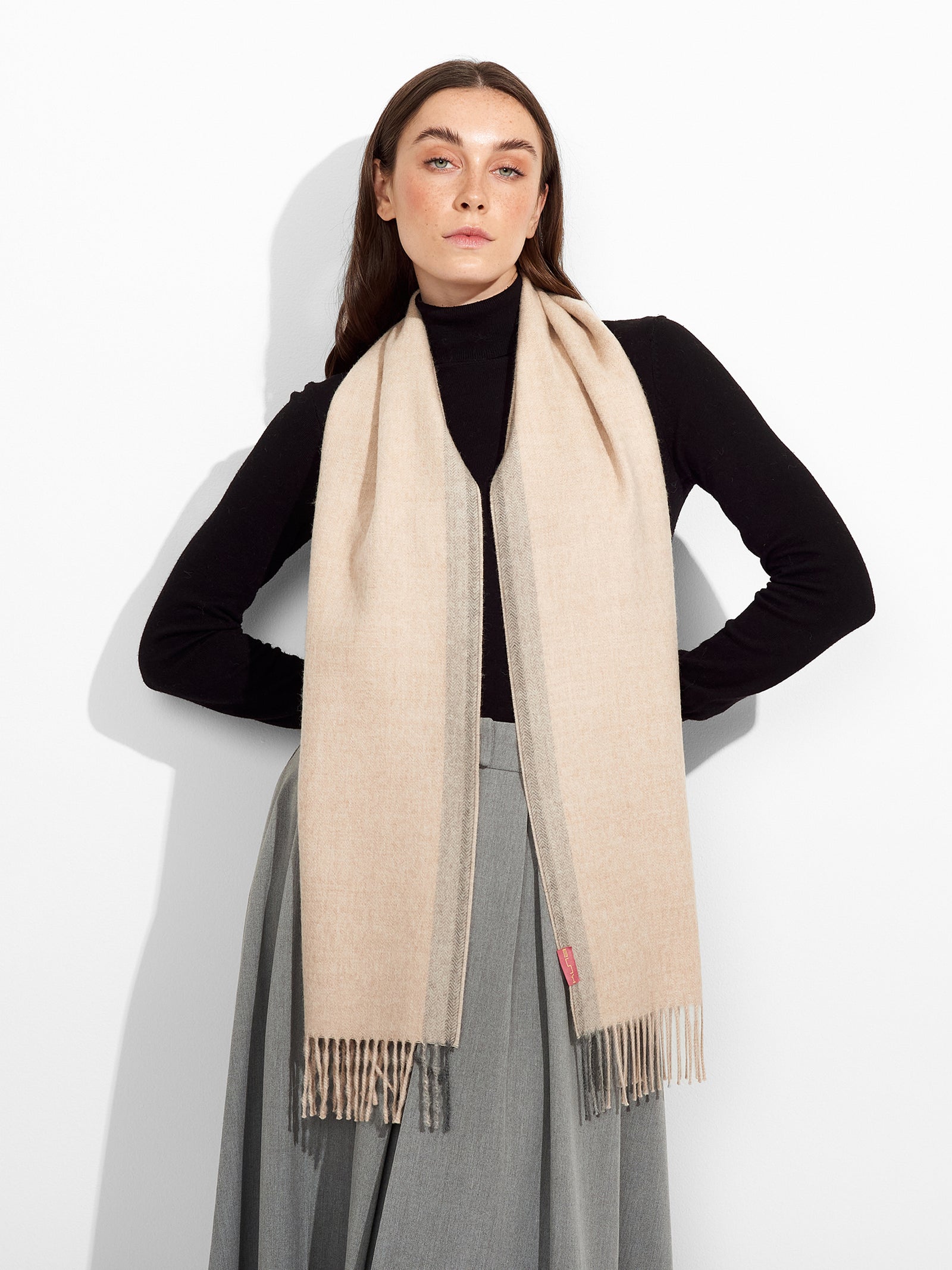 Bufanda Ravenna Baby Alpaca Color Beige