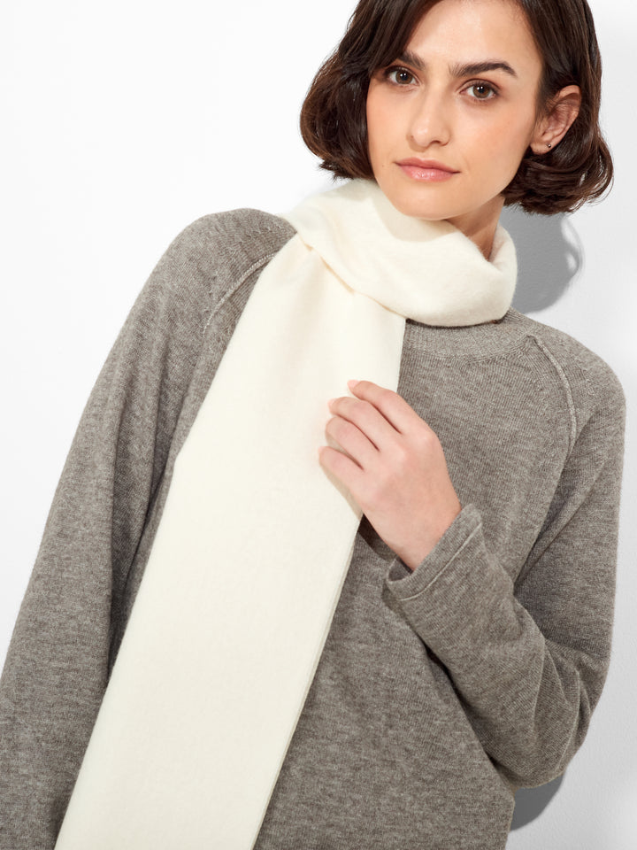 Jamas Scarf Royal Alpaca Color Ecru