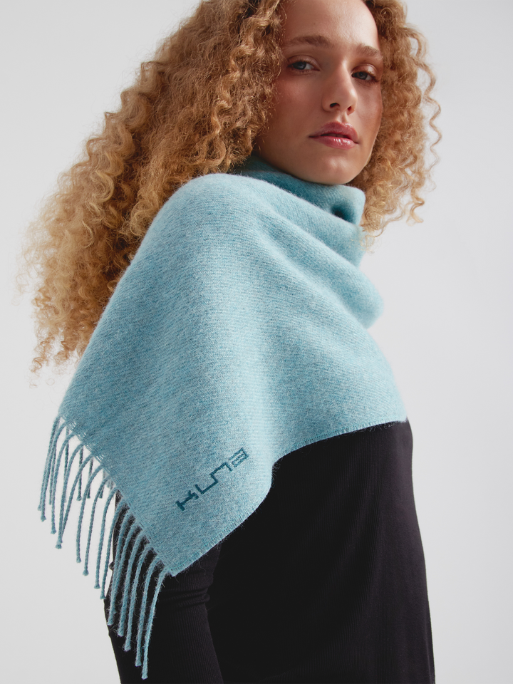 Zeta B Scarf Baby Alpaca Color Turquoise