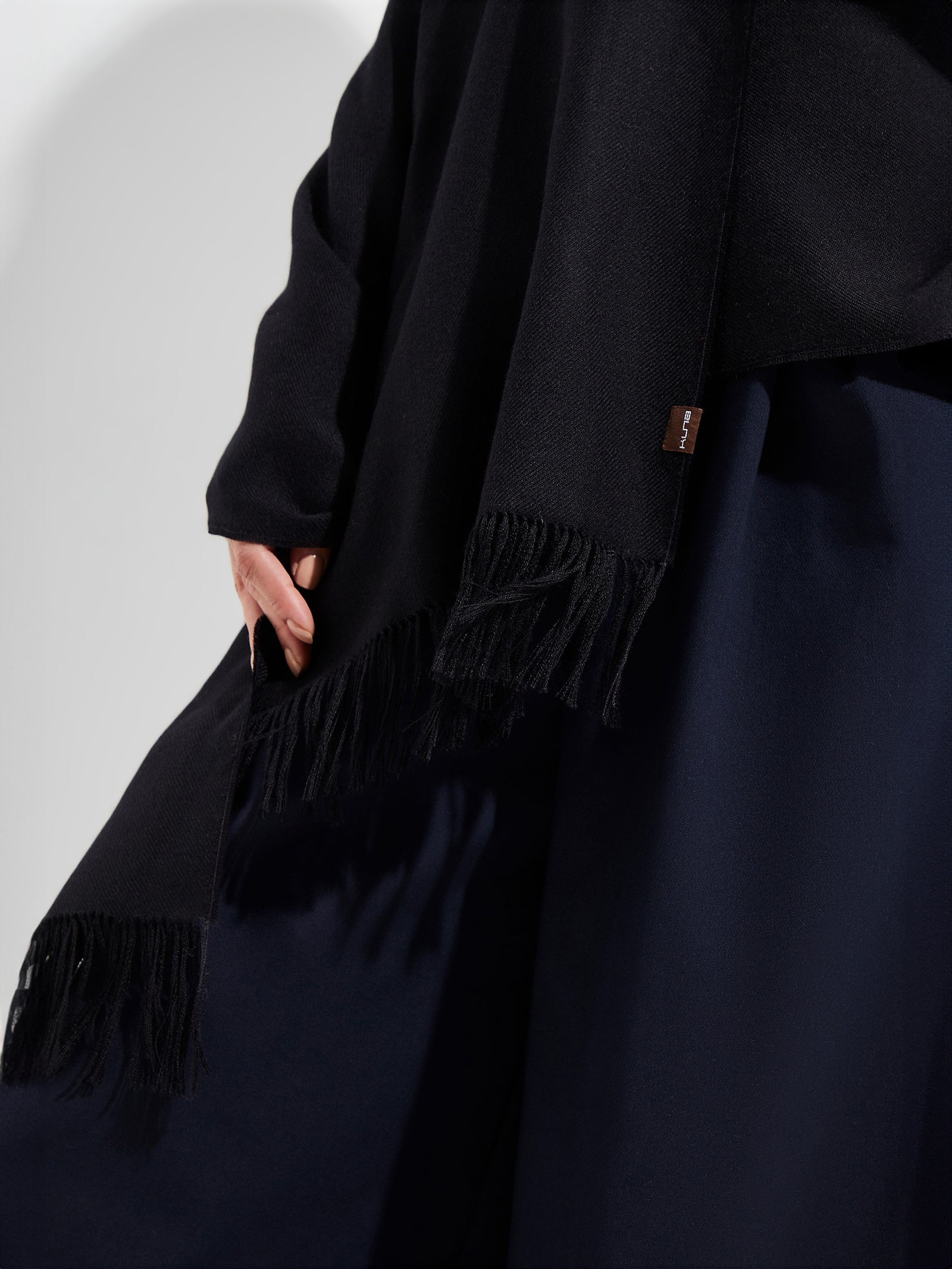 Jee Shawl Royal Alpaca Color Black