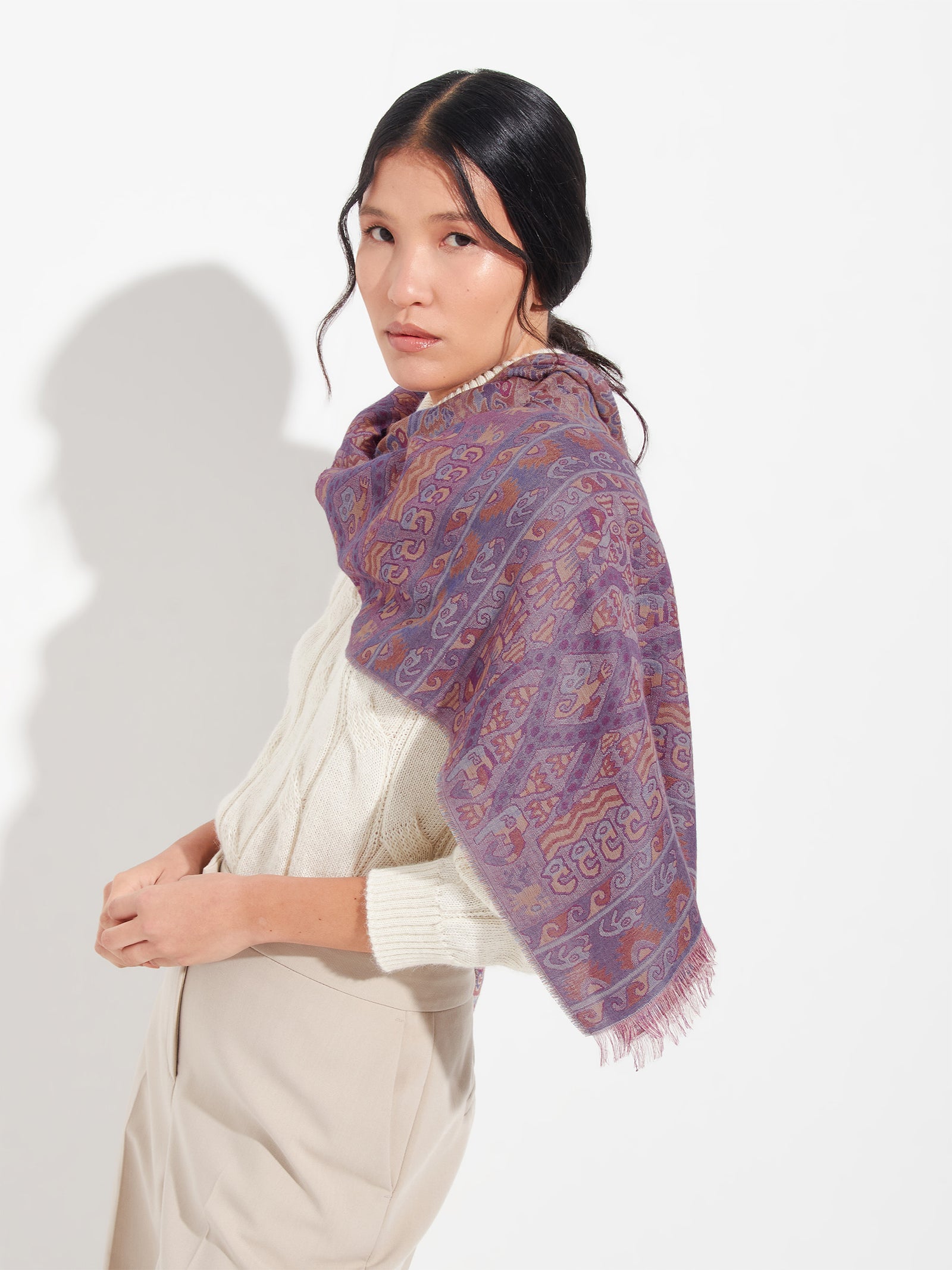 Lambayeque - 8 Shawl Royal Alpaca And Silk Color Red