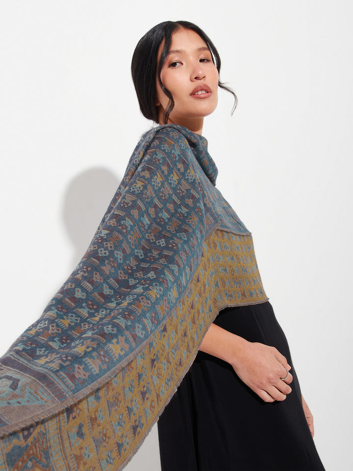 Lambayeque - 9 Shawl Royal Alpaca And Silk Color Yellow