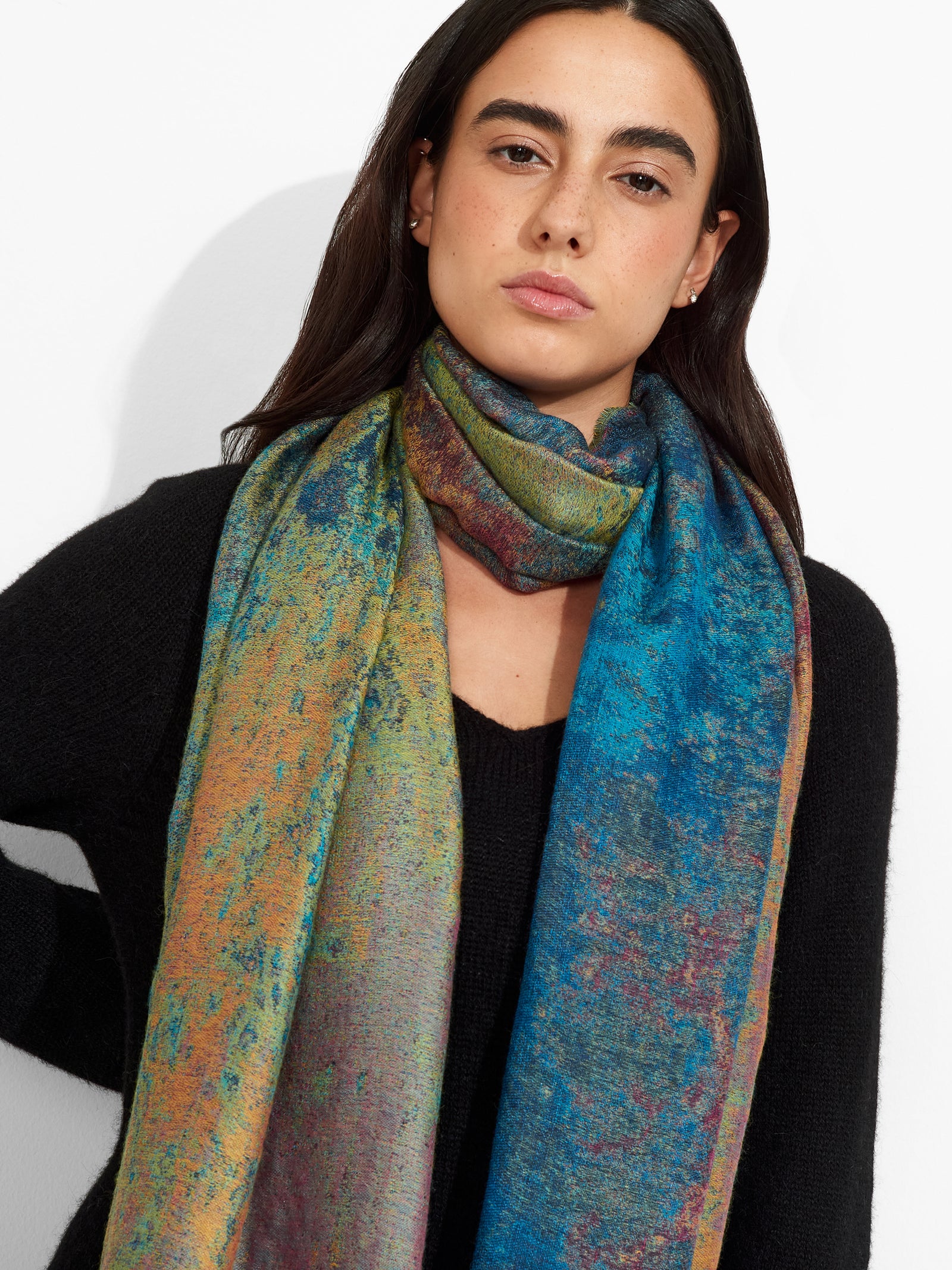Nebulosa De Cangrejo Shawl Royal Alpaca And Silk Color Multicolor