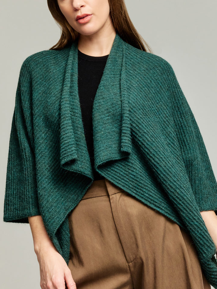 Tinaja Poncho Baby Alpaca Color Green