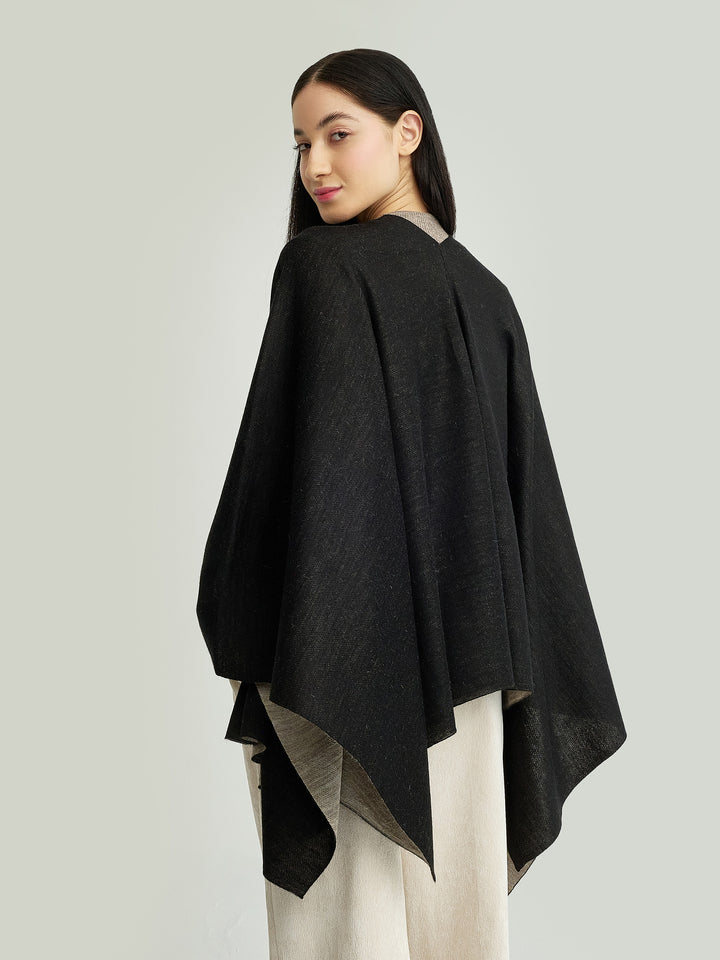 Temira Poncho Baby Alpaca Color Black