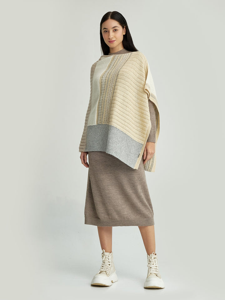 Ysadora Poncho Baby Alpaca Color Beige