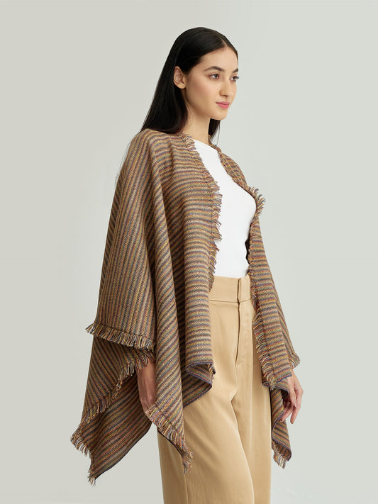 Poncho Yudith Baby Alpaca Color Marrón