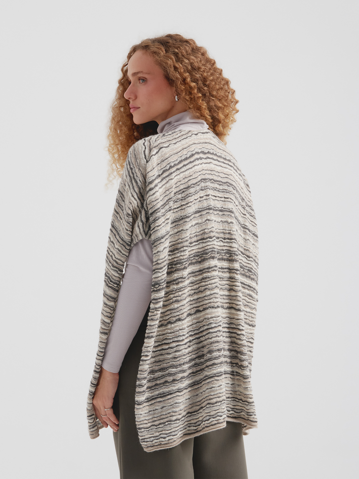 Corina Poncho Baby Alpaca Color Beige