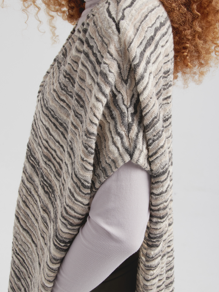 Corina Poncho Baby Alpaca Color Beige