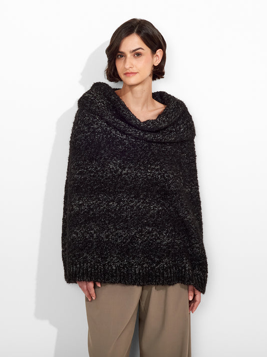 Zaira Poncho Suri Alpaca Color Negro