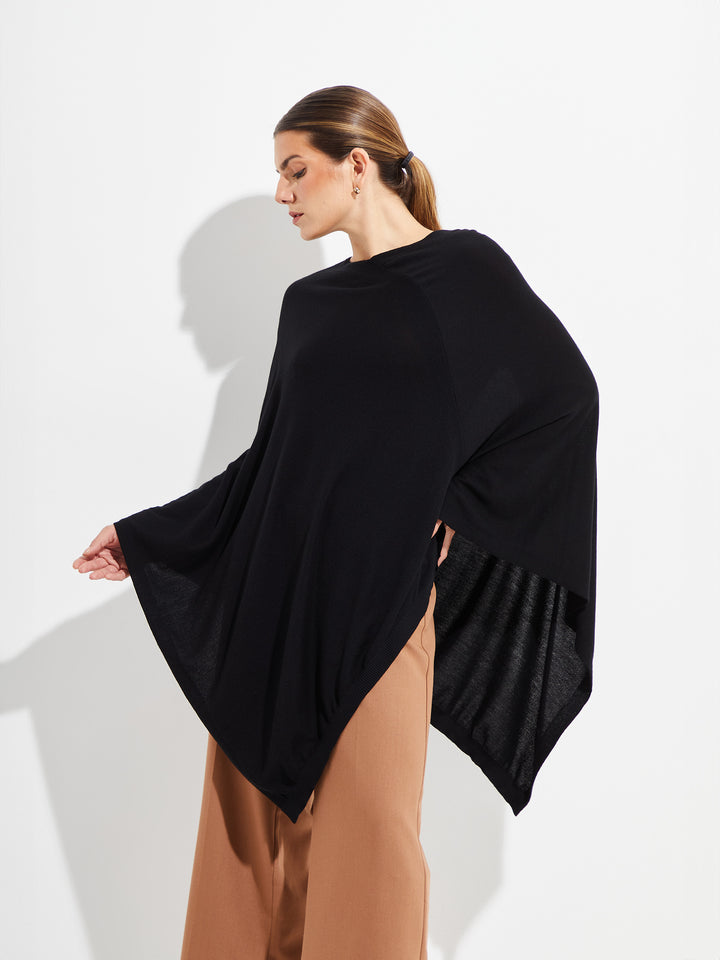 Beryl Poncho Vicuña Color Negro
