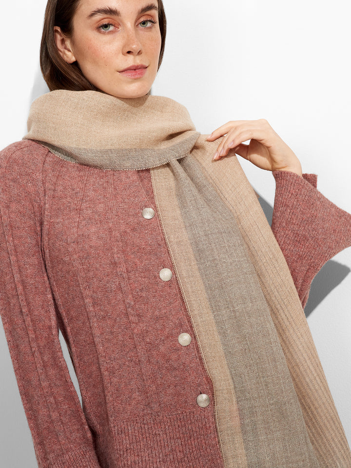 Chal Pesca Baby Alpaca Color Gris
