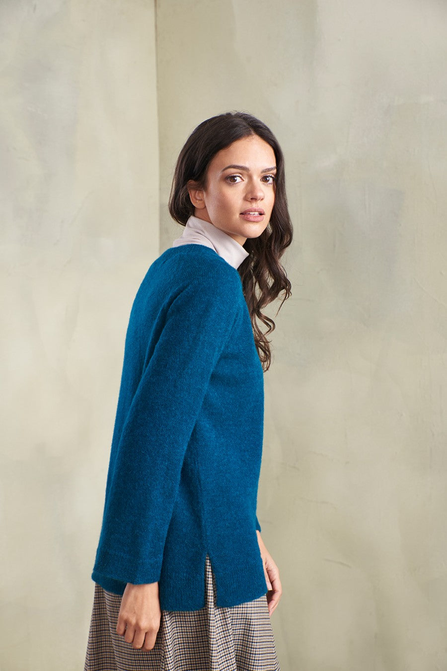 Suéter Tania Baby Alpaca y Seda Color Goblin