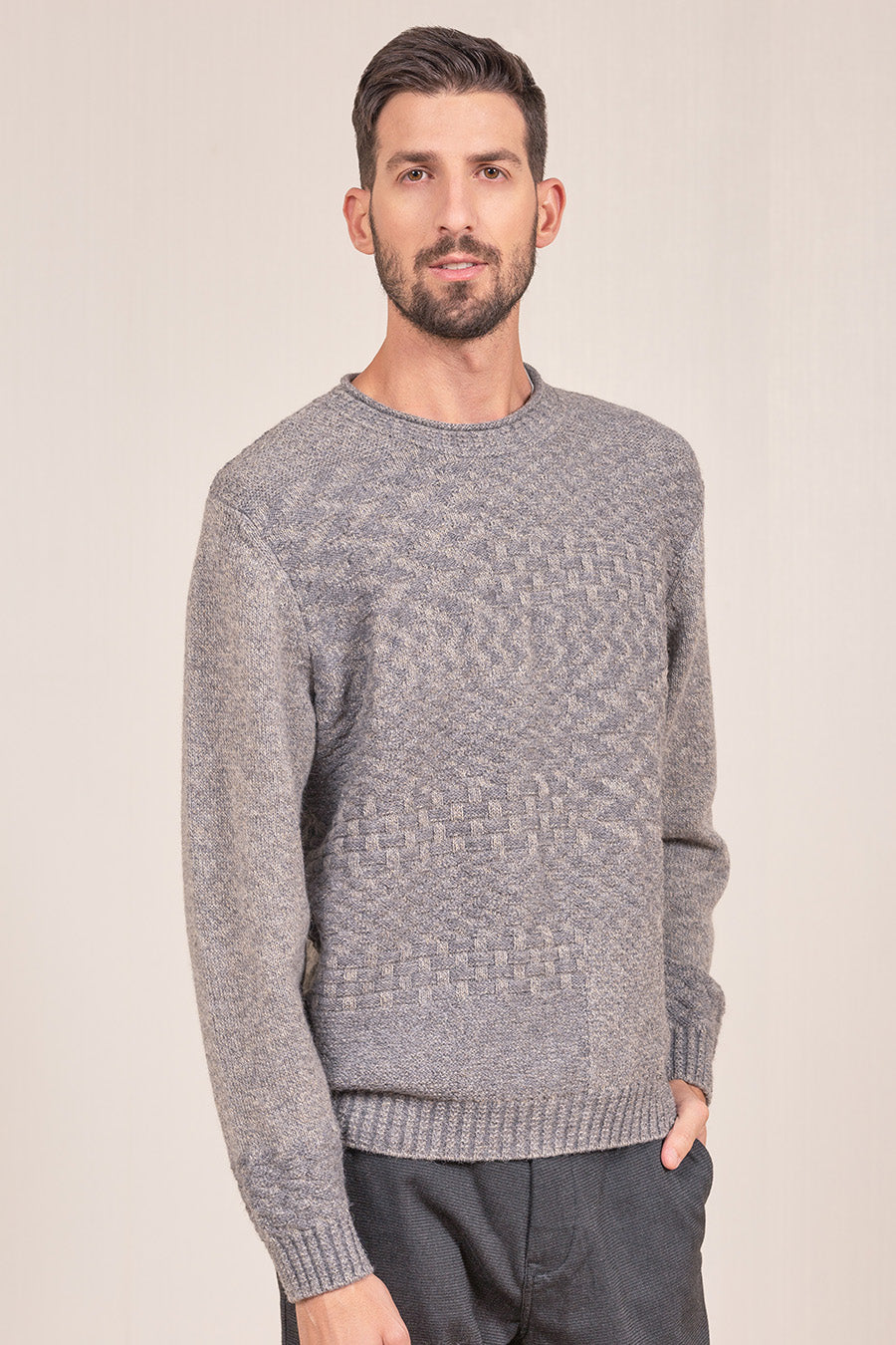 Suéter Vicente Baby Alpaca Color Nuez Moscada y Bentley
