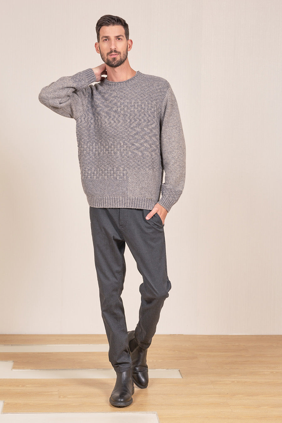 Suéter Vicente Baby Alpaca Color Nuez Moscada y Bentley