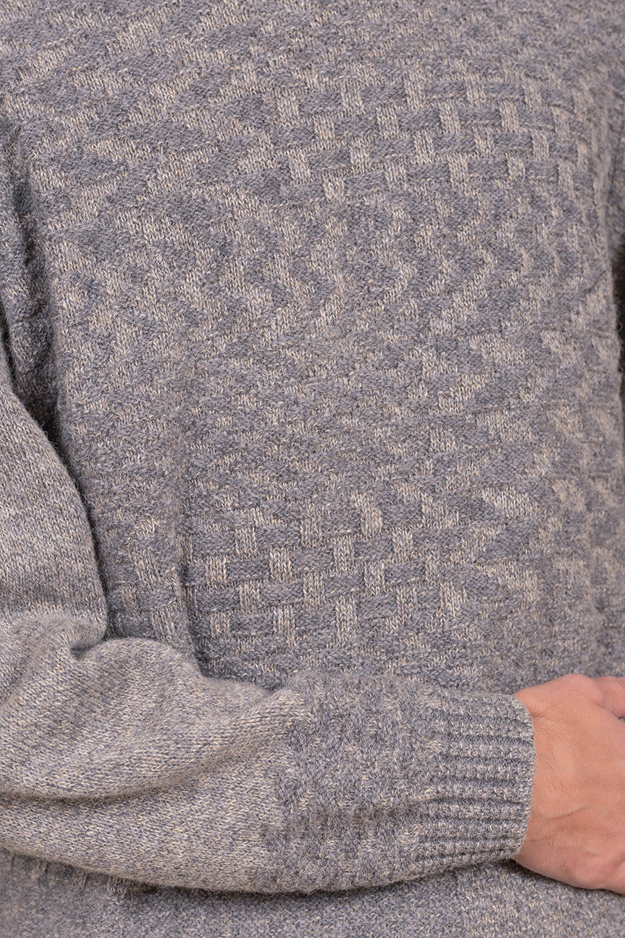 Suéter Vicente Baby Alpaca Color Nuez Moscada y Bentley