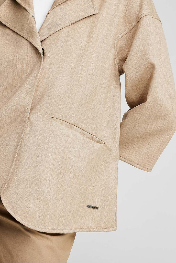 Abrigo Whitter Alpaca Color Beige