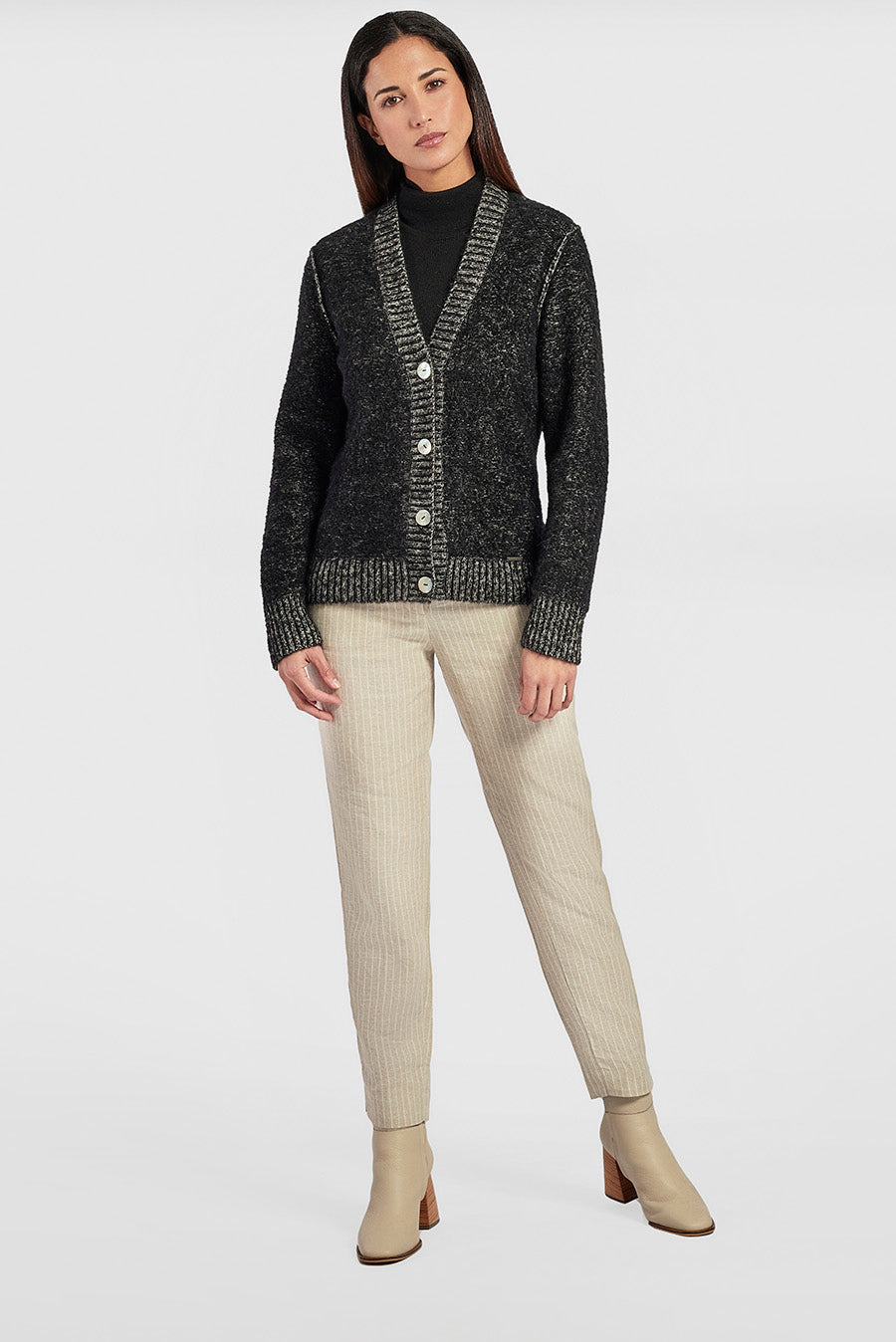 Week Cardigan Baby Alpaca Color B&w