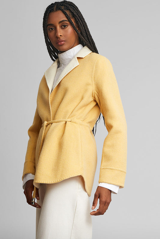 Abrigo Wow de Lana y Baby Alpaca en Color Amarelo y Crudo