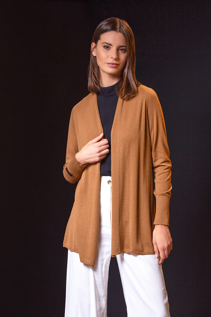 Cardigan Kaysa Vicuña Color Camel