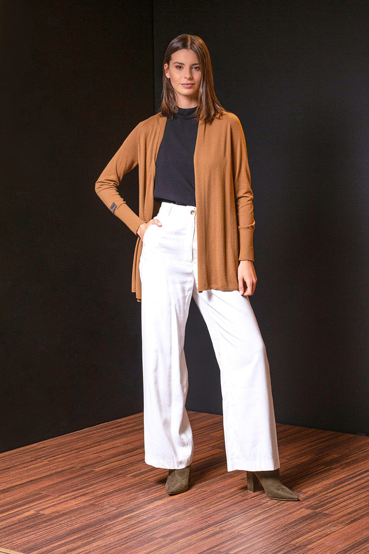 Cardigan Kaysa Vicuña Color Camel