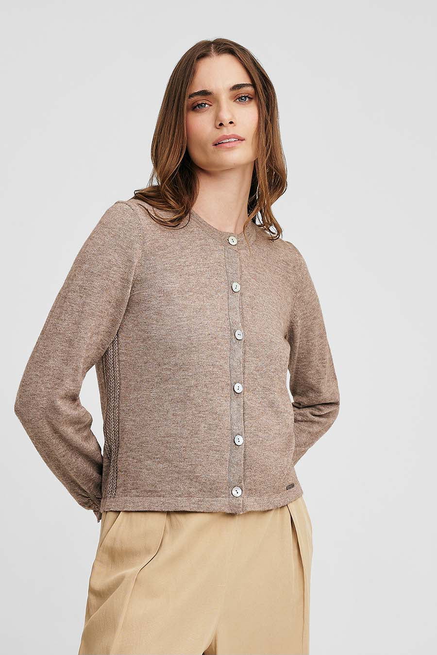 Wanderers Cardigan Baby Alpaca Color Arcilla