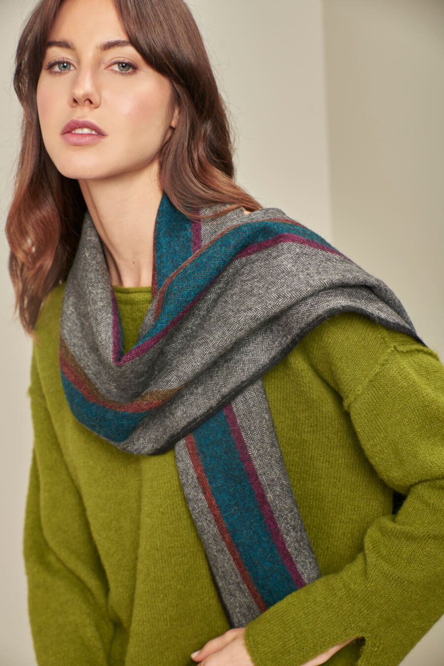 Perejil White Y Scarf Baby Alpaca Color Black