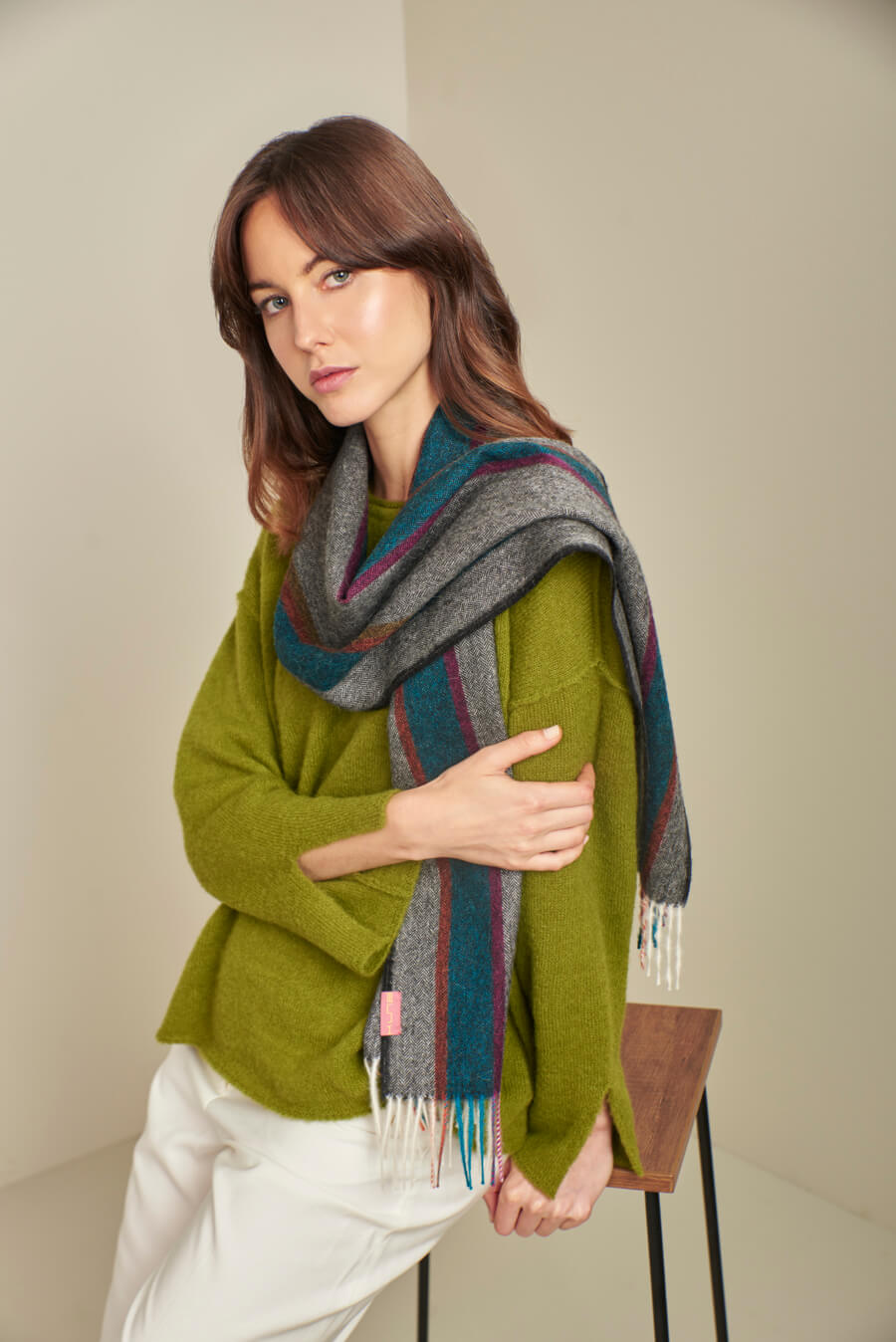 Perejil White Y Scarf Baby Alpaca Color Black