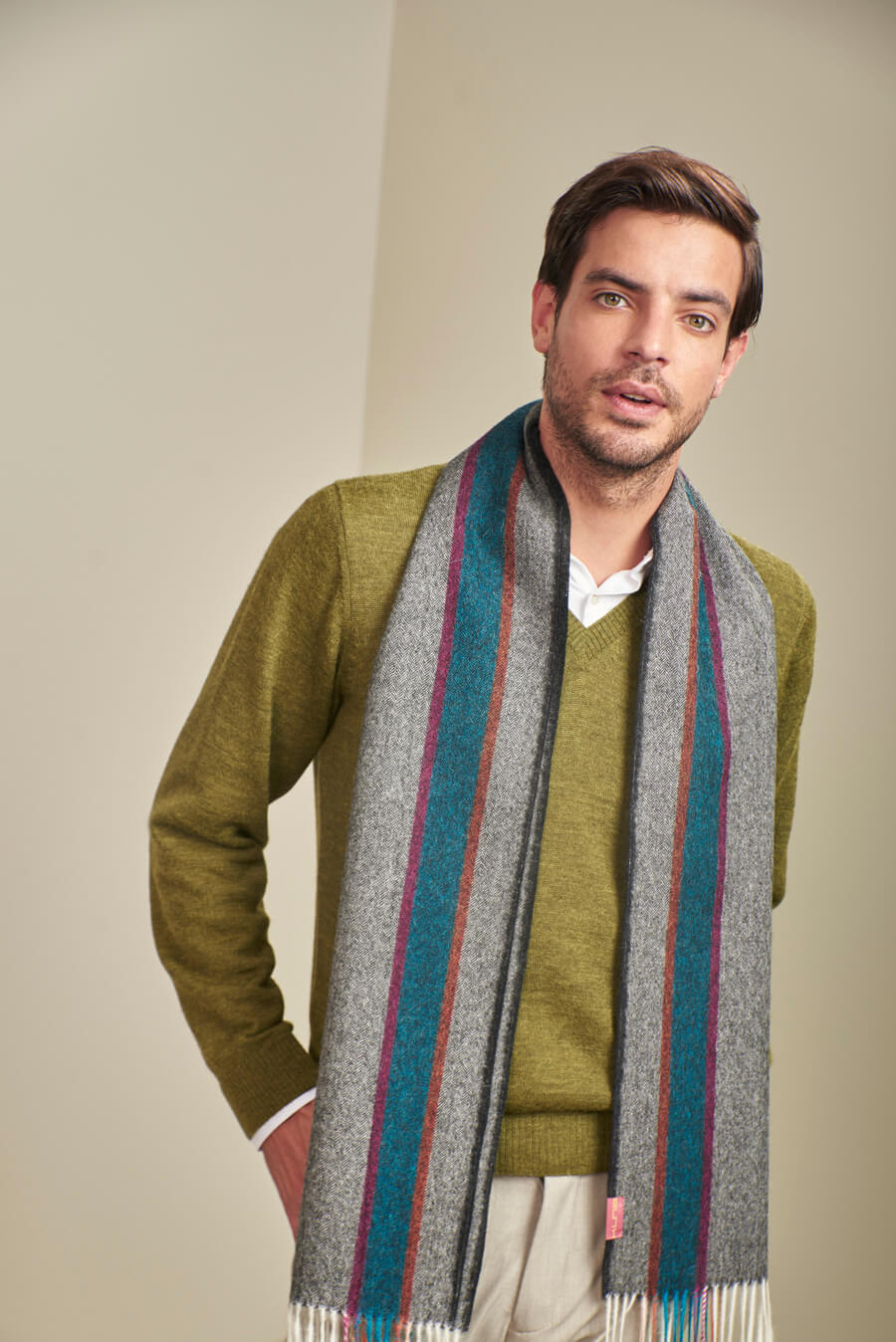 Perejil White Y Scarf Baby Alpaca Color Black