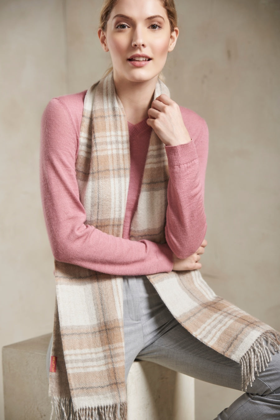Pimenton Scarf Baby Alpaca Color Ecru