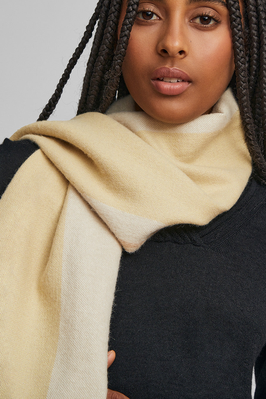 Bufanda Trasera Baby Alpaca Color Amarillo