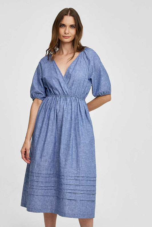 Línea de vestido de cintura Color azul