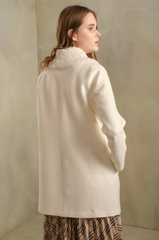 Abrigo Toast Alpaca &amp; Lana Color Crudo