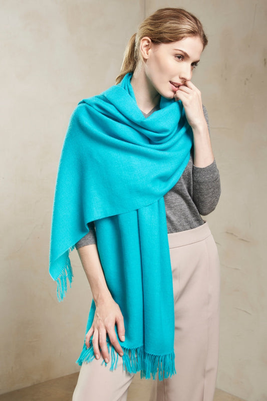 Mantón Aurora Baby Alpaca Color Turqueza
