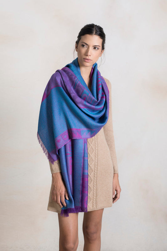 Huari - 1 Mantón Baby Alpaca Color Morado