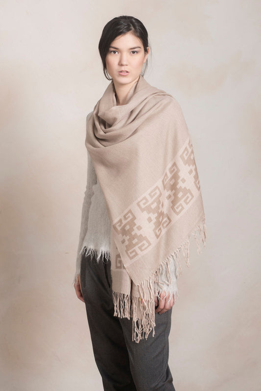 Chancay - 13 Chales Baby Alpaca Color Beige