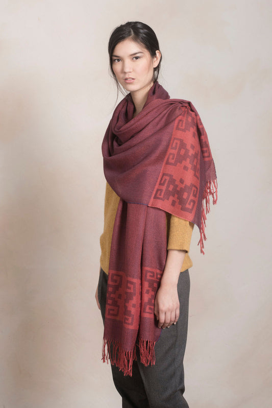 Chancay - 13 Chales Baby Alpaca Color Rojo