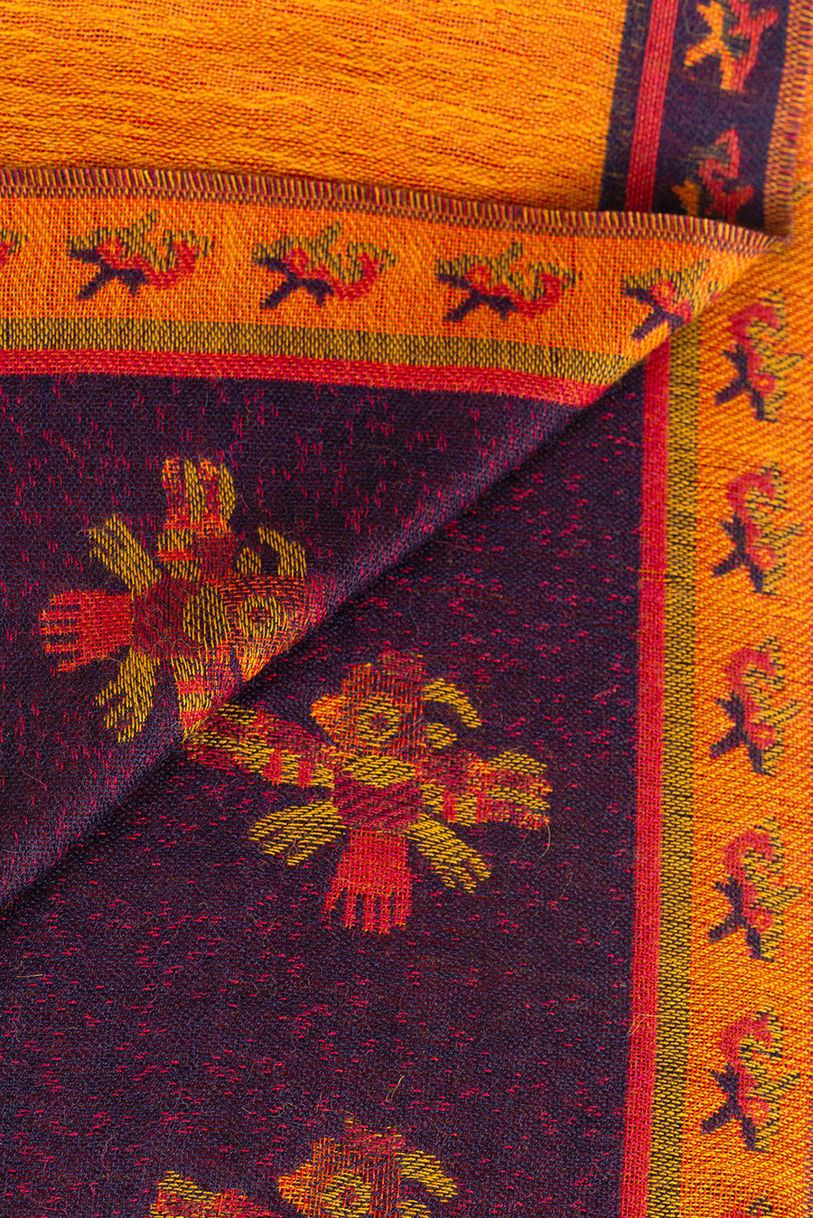 Nazca - 10 Mantón Baby Alpaca Color Guinda