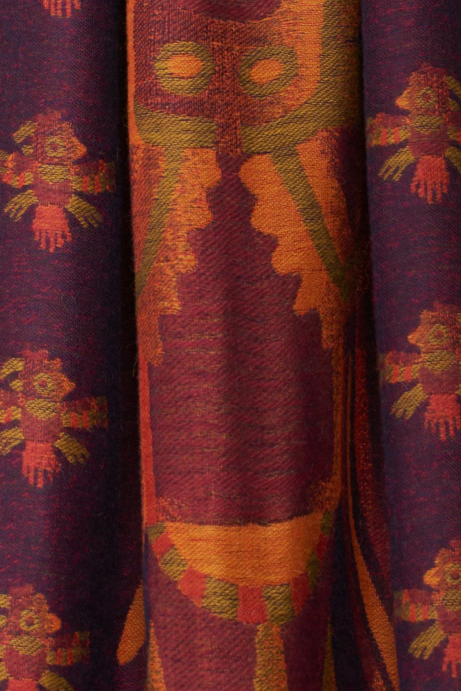 Nazca - 10 Mantón Baby Alpaca Color Guinda