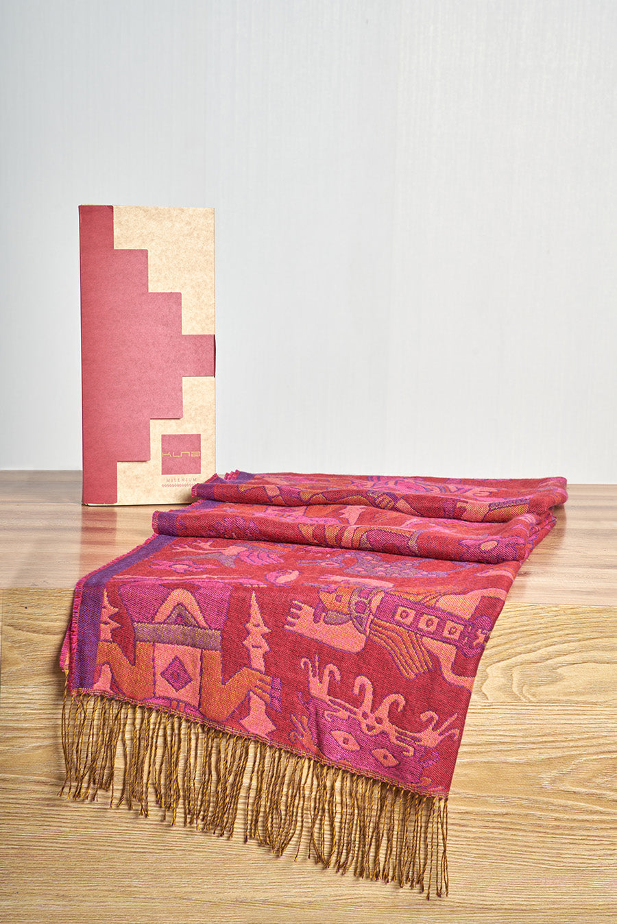 Nazca - 12 Chales Baby Alpaca Color Rojo