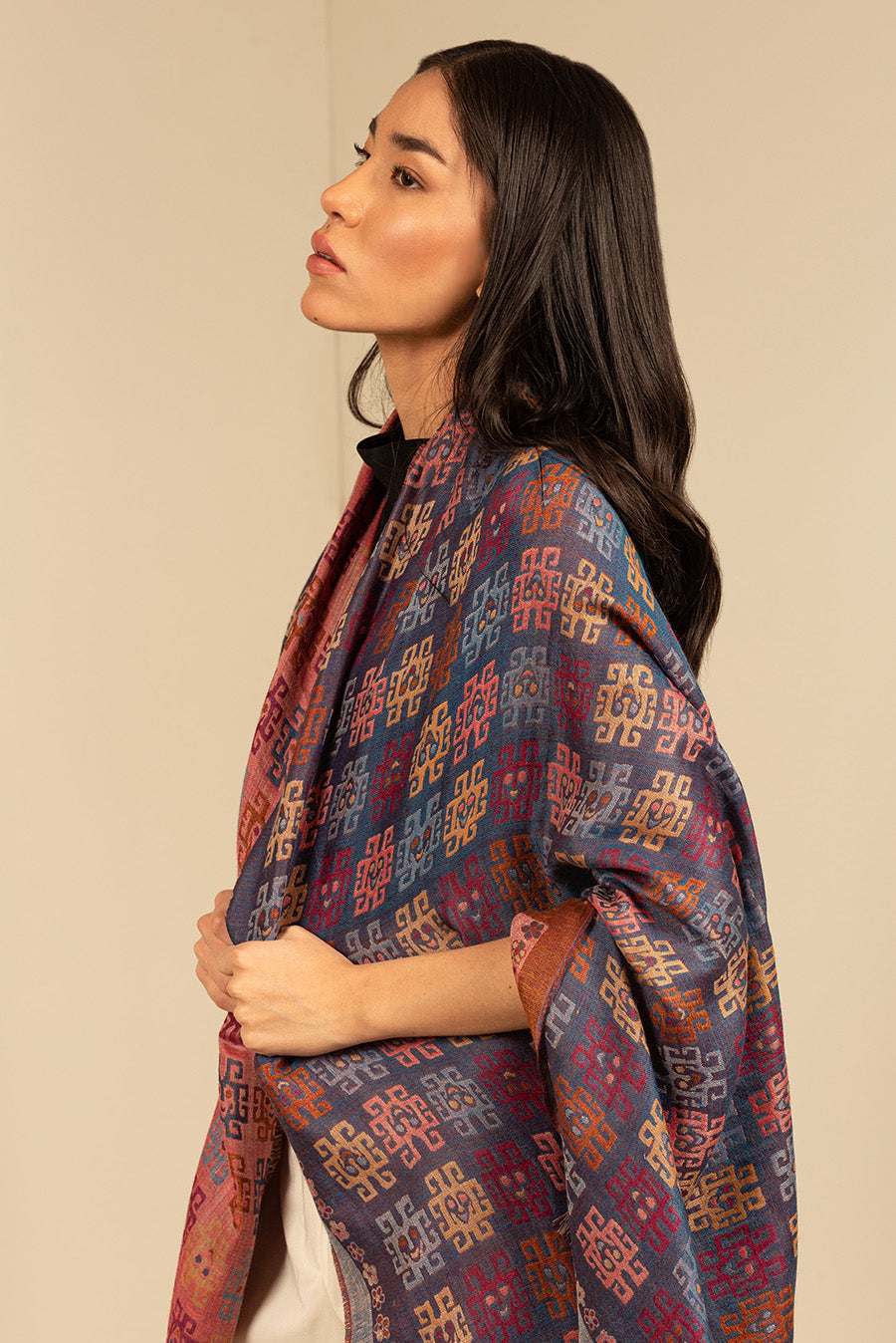 Nazca - 26 Chal Royal Alpaca &amp; Seda Color Rosa