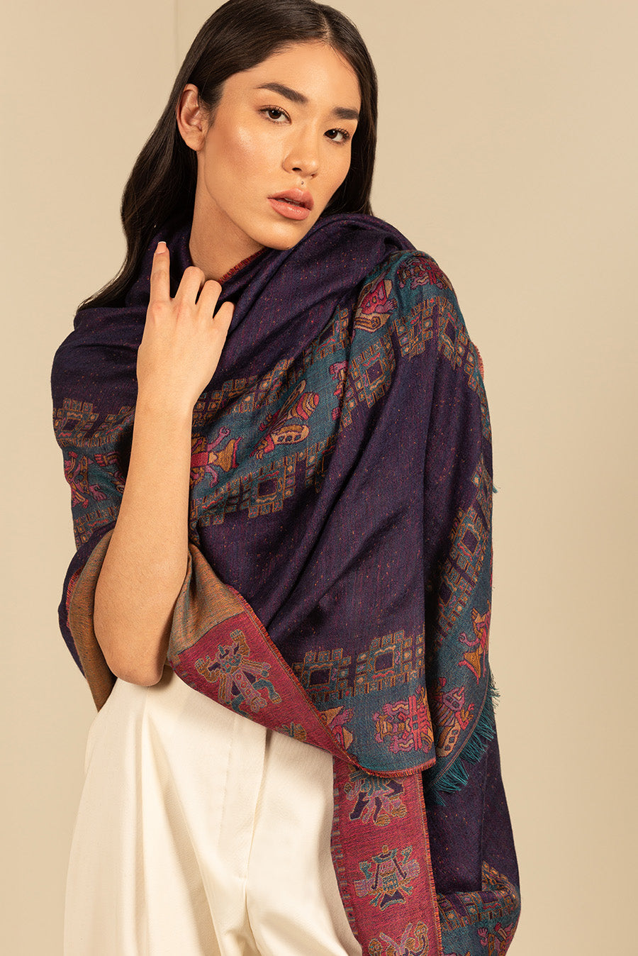 Nazca - 27 Chal Royal Alpaca &amp; Seda Color Azul