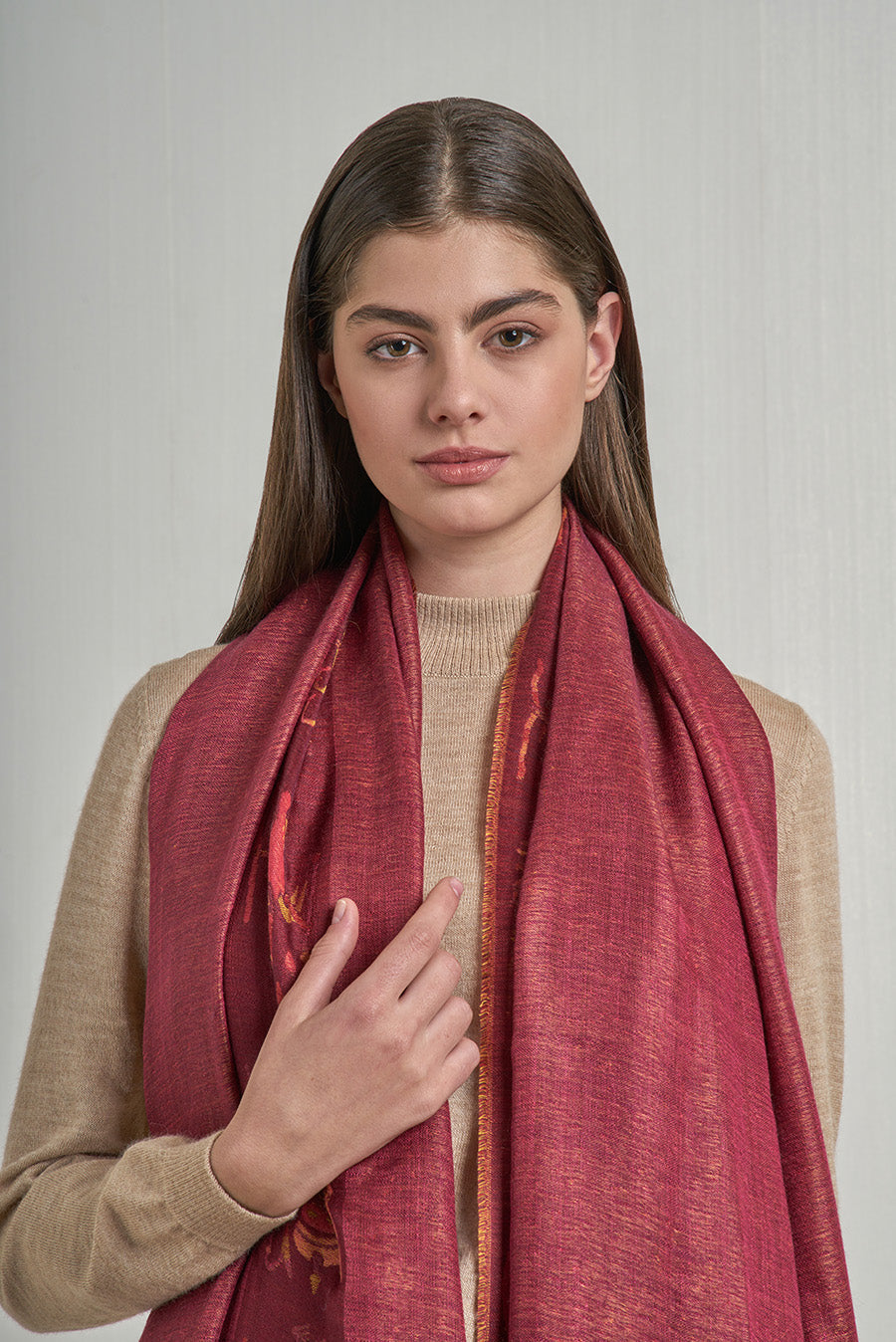 Nazca - 30 Mantón Royal Alpaca y Seda Color Guinda