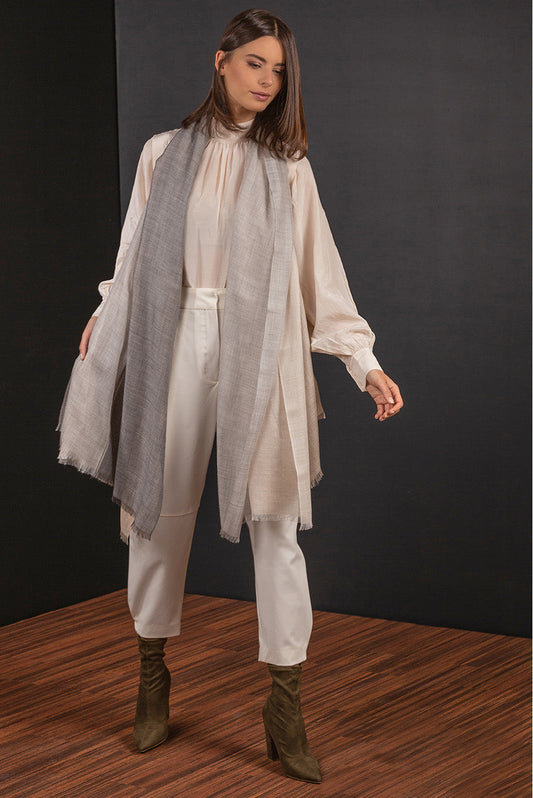 Mantón Barnabé Royal Alpaca y Seda Color Biege